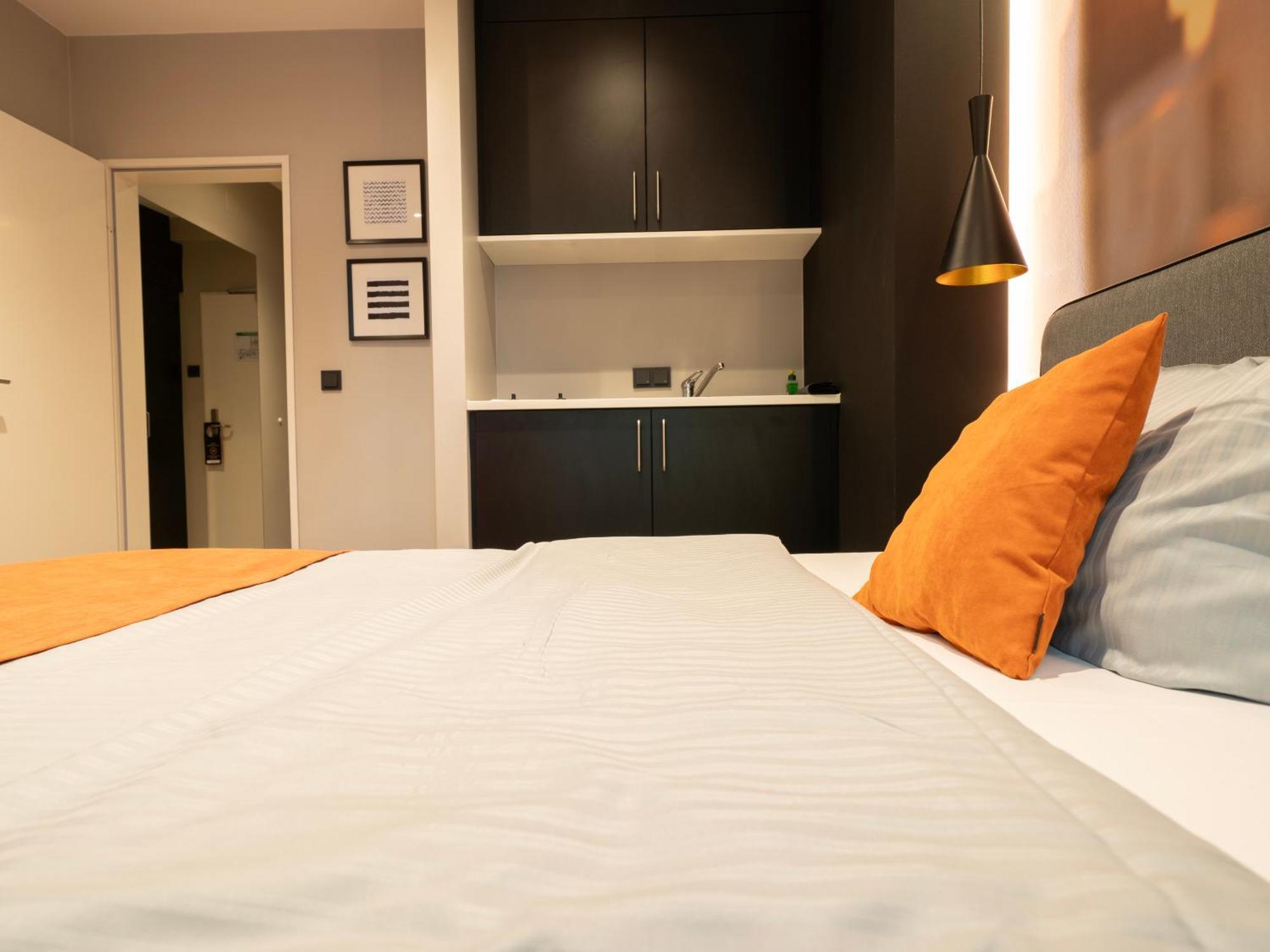 Juststay Ratingen Hotel & Apartments Dış mekan fotoğraf