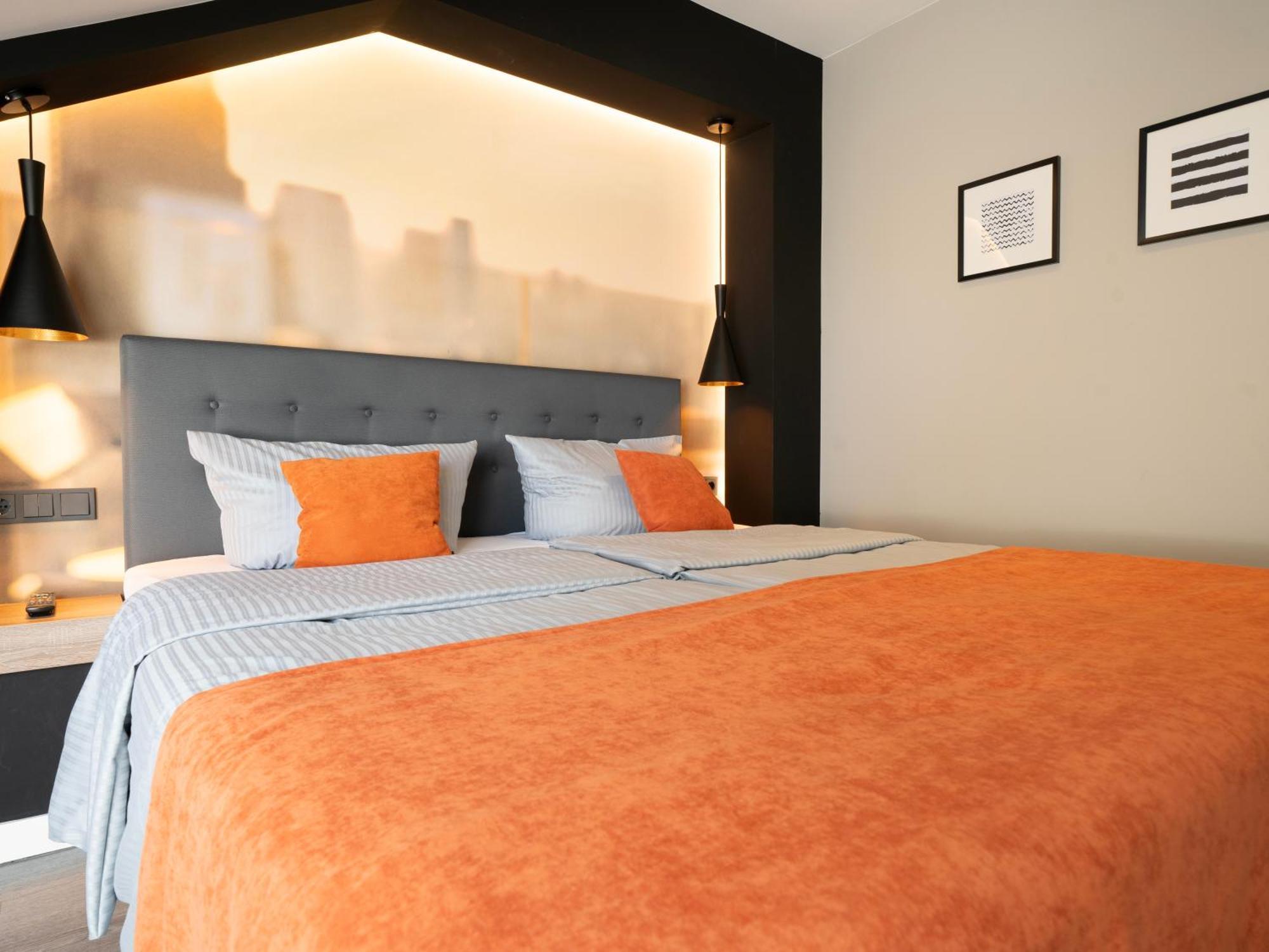 Juststay Ratingen Hotel & Apartments Dış mekan fotoğraf